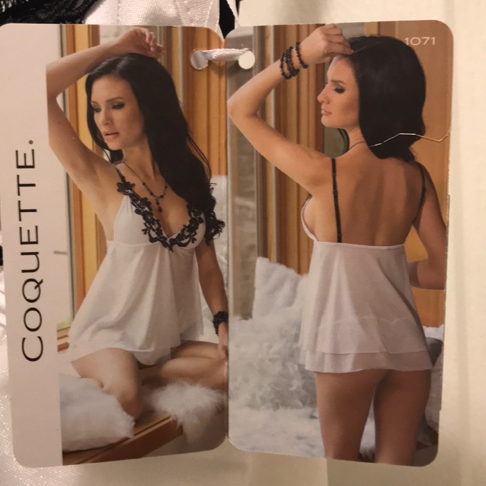 Lingerie - Picture 3 of 3